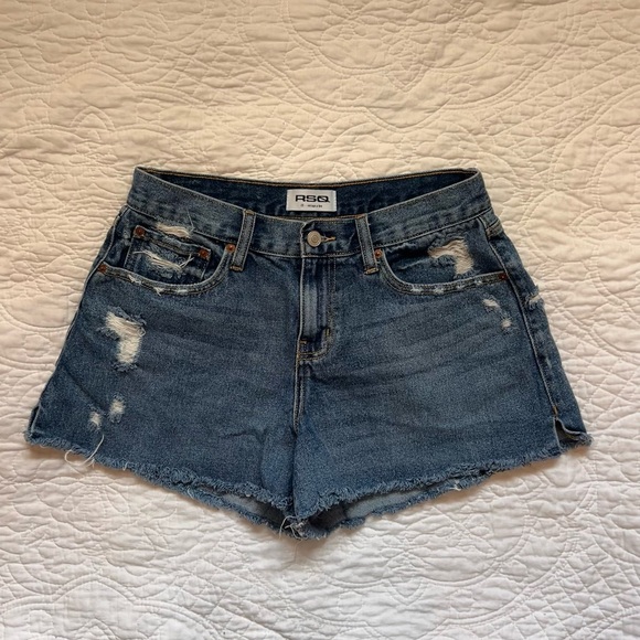 RSQ Tilly’s High Waisted shorts
Vintage A Line Waist 29 - Picture 1 of 3